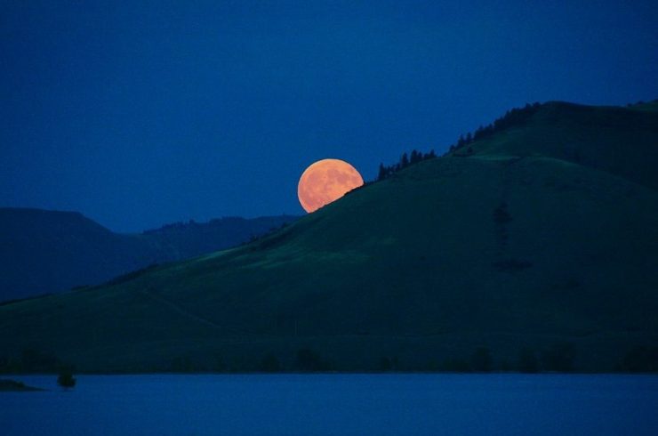 "Moonrise, Curecanti National Recreation Area". Credit: Curecanti National Recreation Area, National Park Service, public domain.