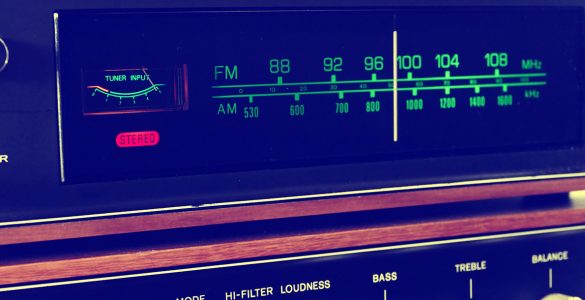 Retro Stereo Receiver