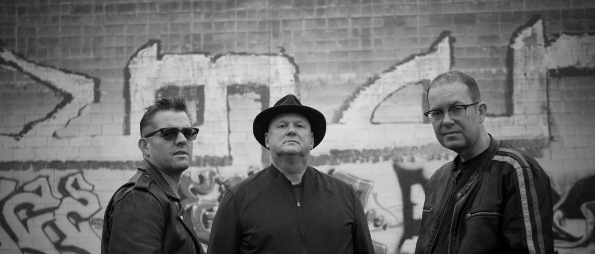 The three members of the band Monody